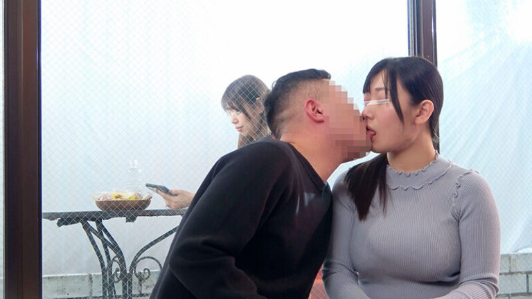 巨乳人妻が巻き起こす背徳のNTR中出し 不倫夫婦と娘の彼氏が体験する禁断の筆おろしミッション！！